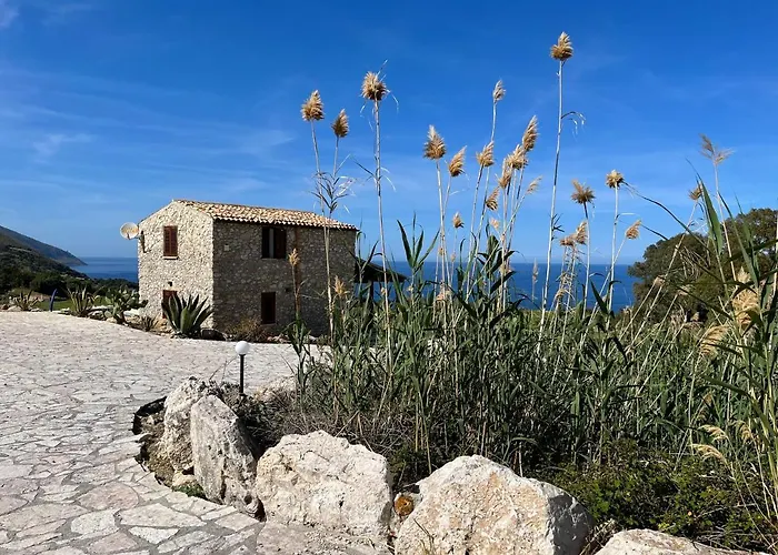 Casale Nocellara Villa *