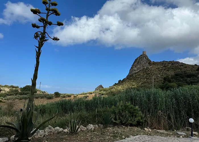 Casale Nocellara Villa *